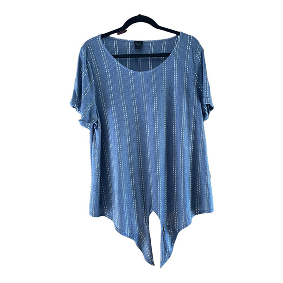 W5 Blue Swiss Dot Tie Knot Front Top Plus Size 3X - Picture 4 of 6